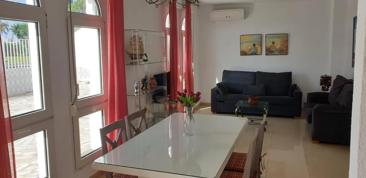 Casa 1ª Línea Paseo Marítimo Torre del Mar Apartamento